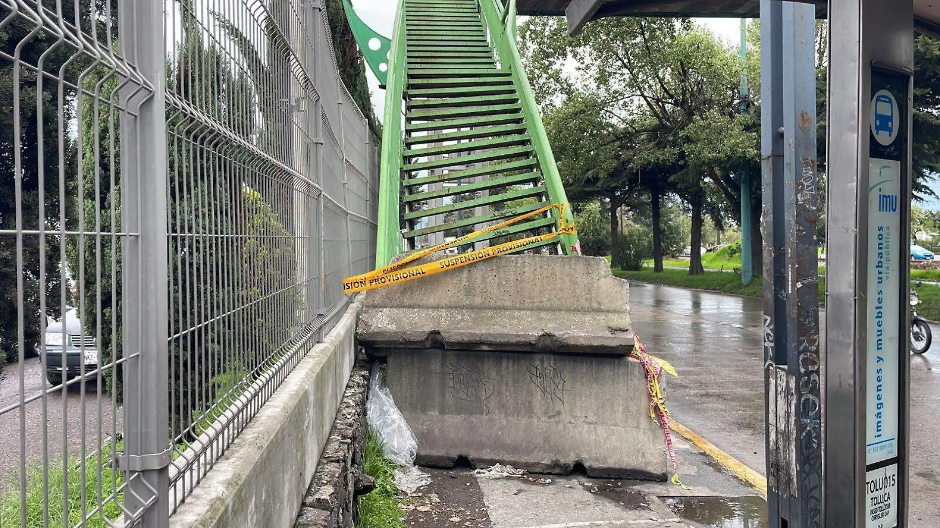 Puente dañado 1